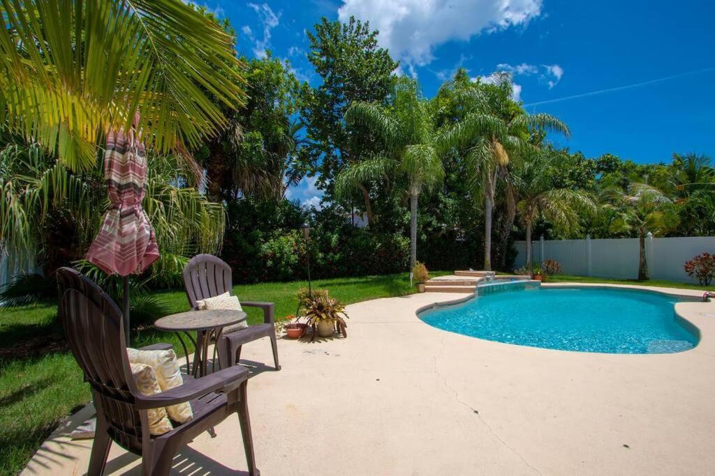 Holiday home And Pool, What Do Need? *