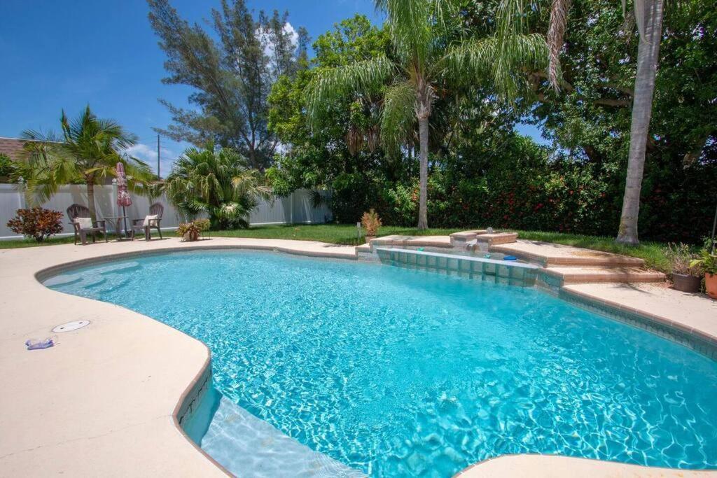 And Pool, What Do Need? Holiday home Clearwater Beach