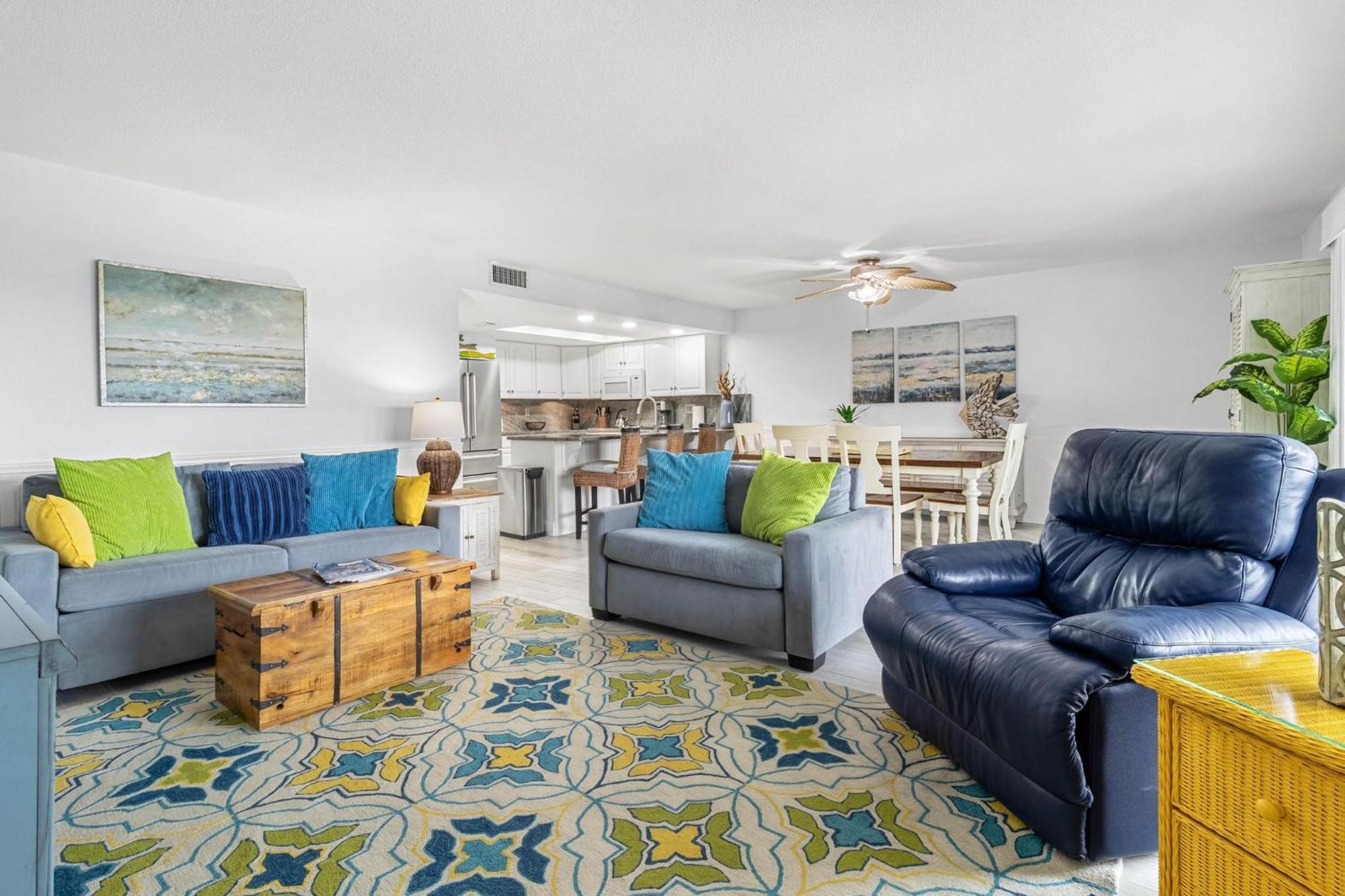 Oasis - No Storm Damage & Guest Ready! Enjoy The Heated Pool & Relax At The Beach!