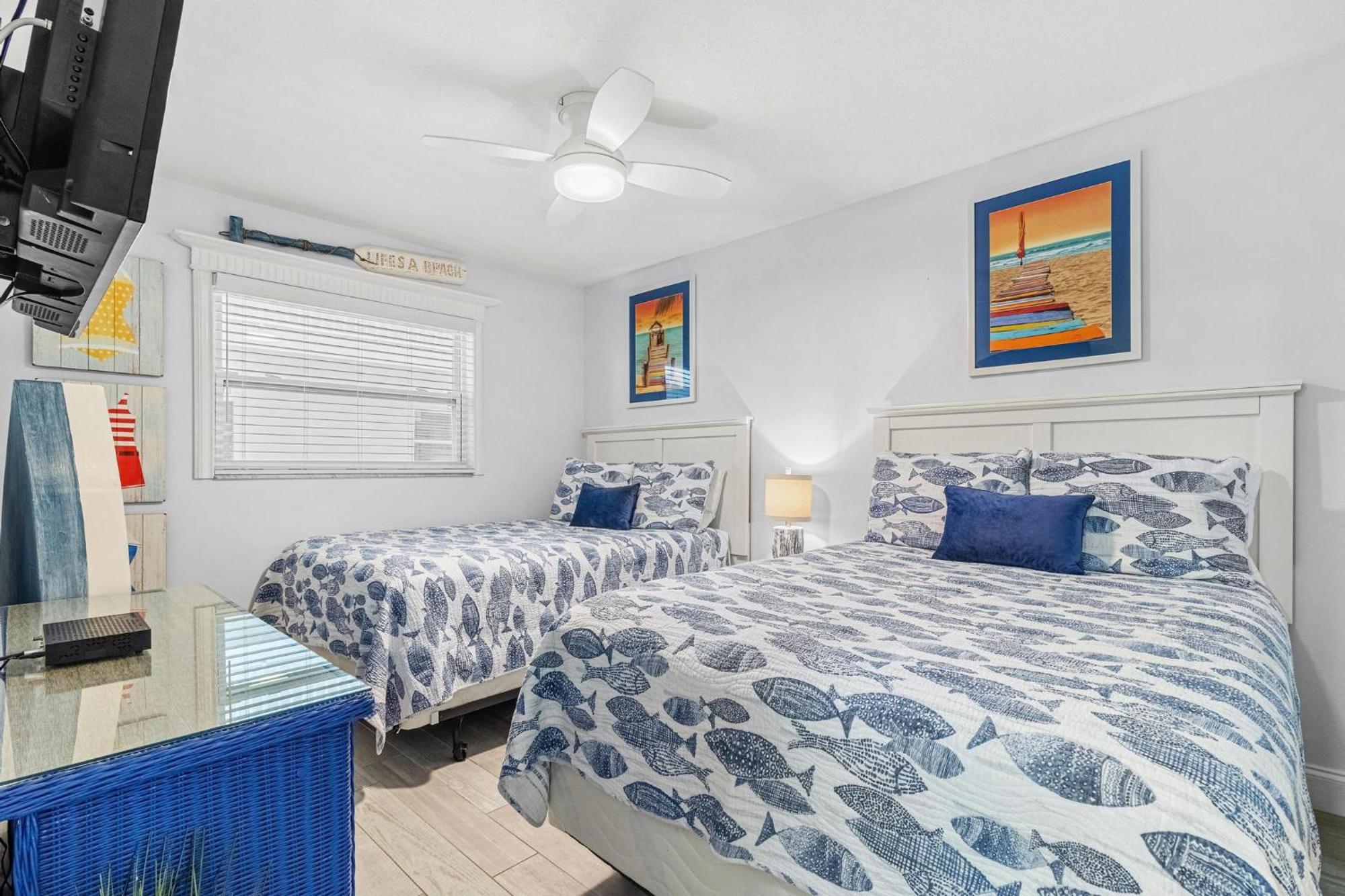 Apartment Oasis - No Storm Damage & Guest Ready! Enjoy The Heated Pool & Relax At The Beach!