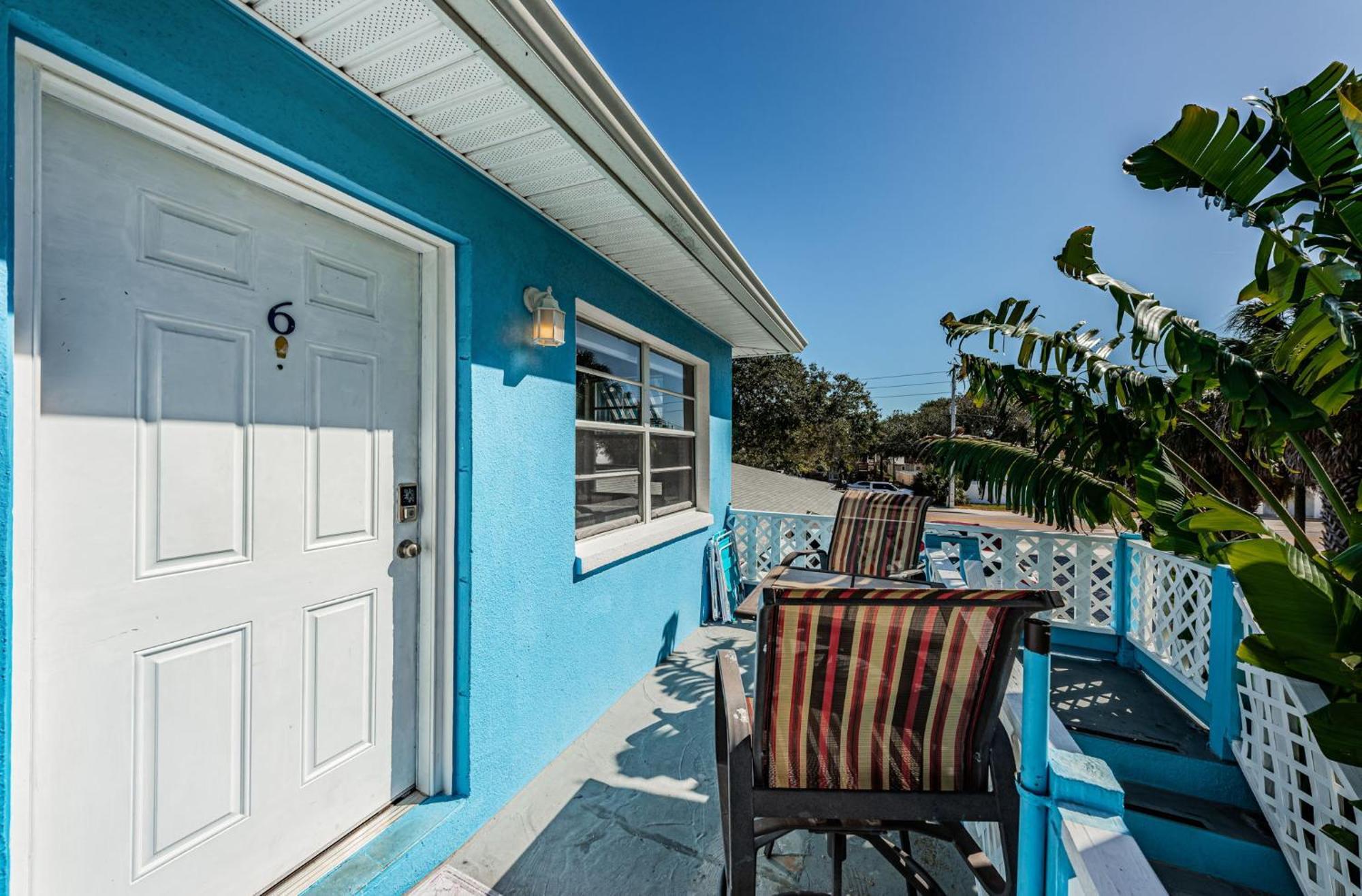 Blue Water Beachside 6 Apartment Clearwater Beach