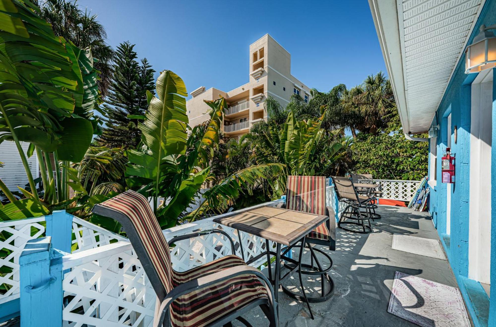 Blue Water Beachside 6 Apartment Clearwater Beach