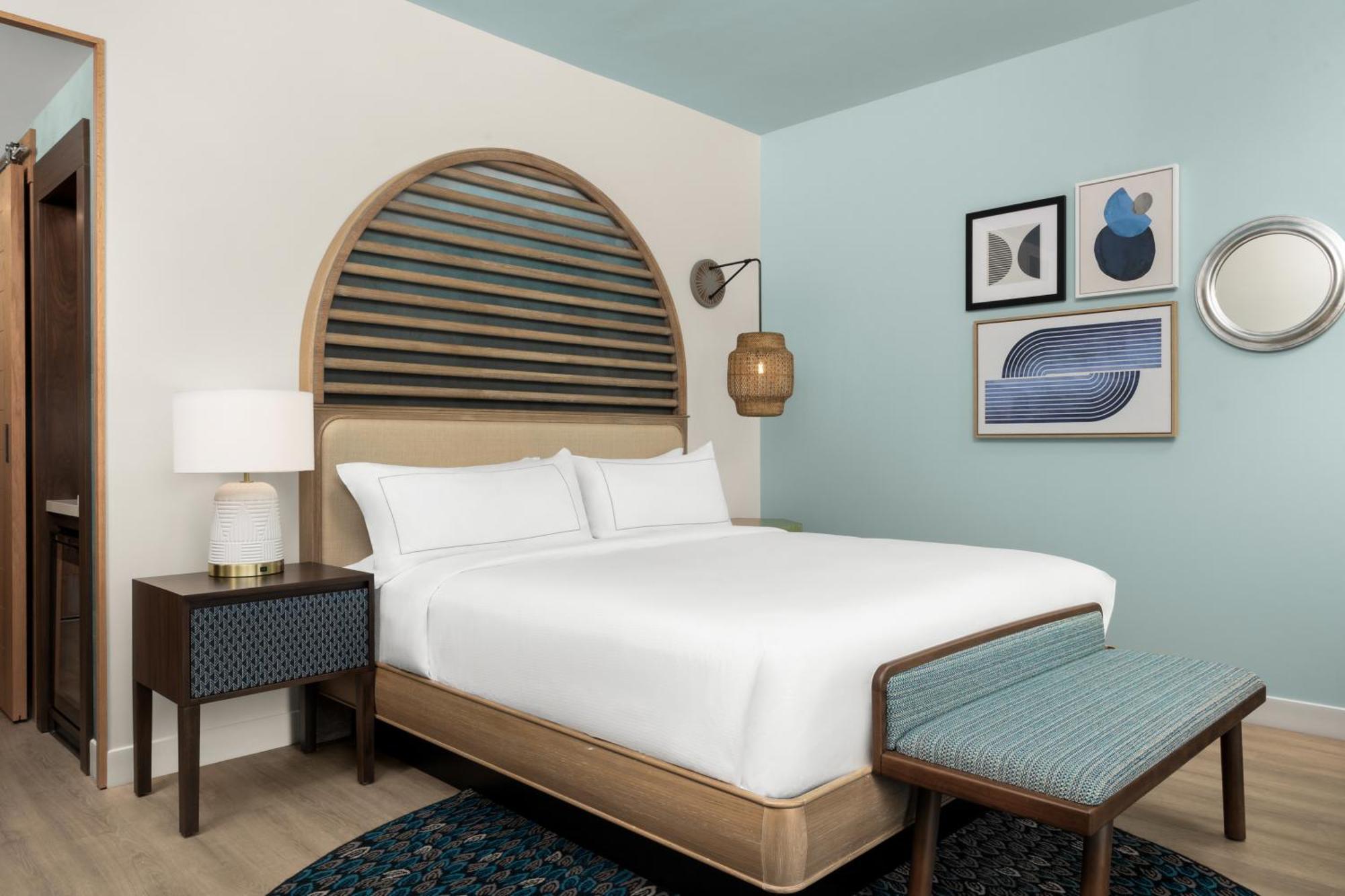 The Hiatus Clearwater Beach, Curio Collection By Hilton 4*