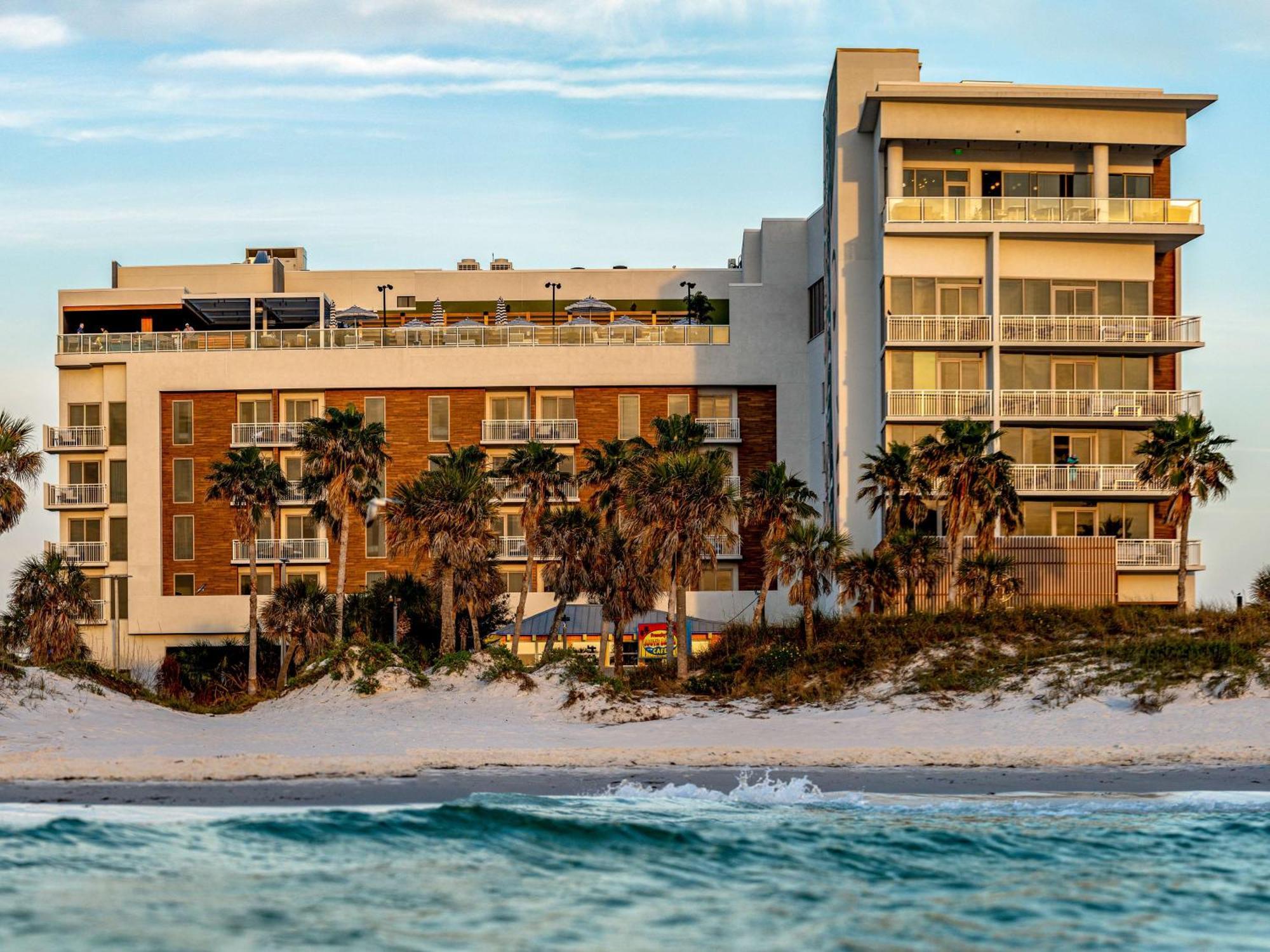 The Hiatus Clearwater Beach, Curio Collection By Hilton 4*