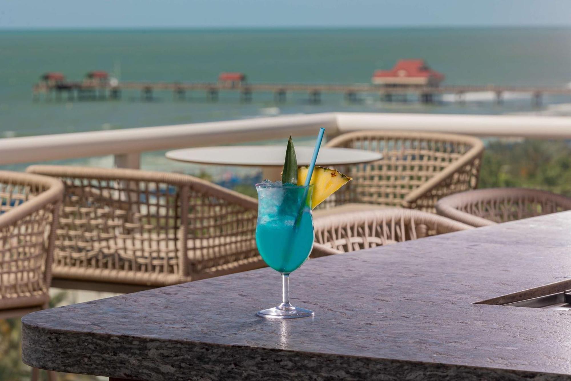 Resort The Hiatus Clearwater Beach, Curio Collection By Hilton