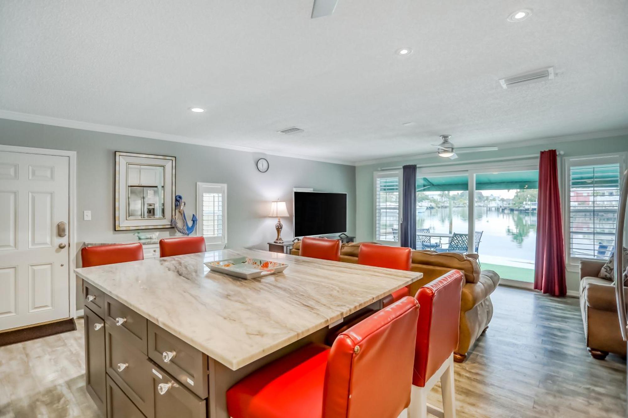 Bay Escape & Ocean Away Holiday home *