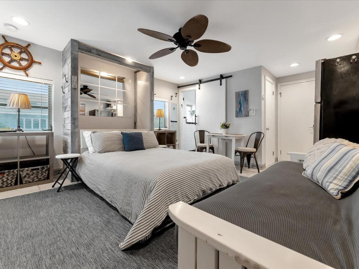 Quiet Corner Heated Pool & 2 Mins 2 * Clearwater Beach