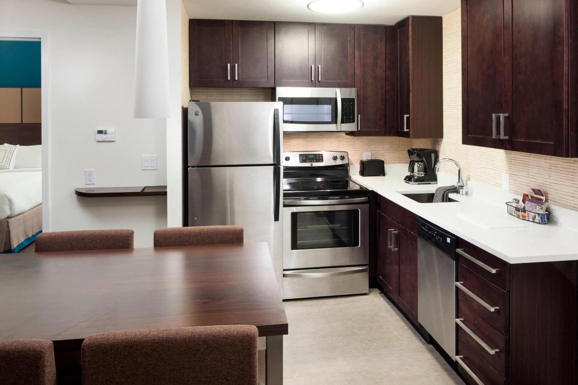 By Marriott Clearwater 3*