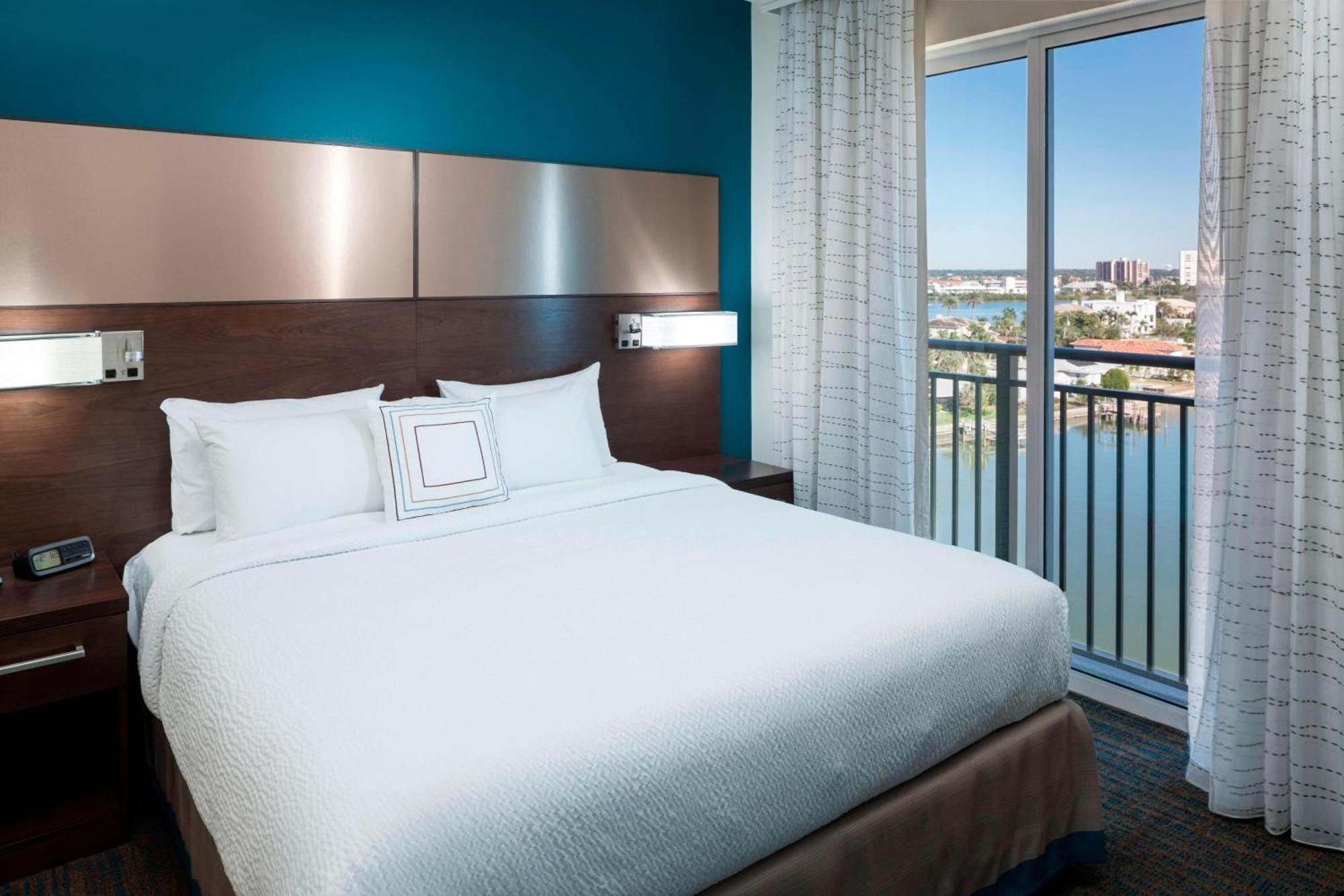 By Marriott Clearwater Hotel
