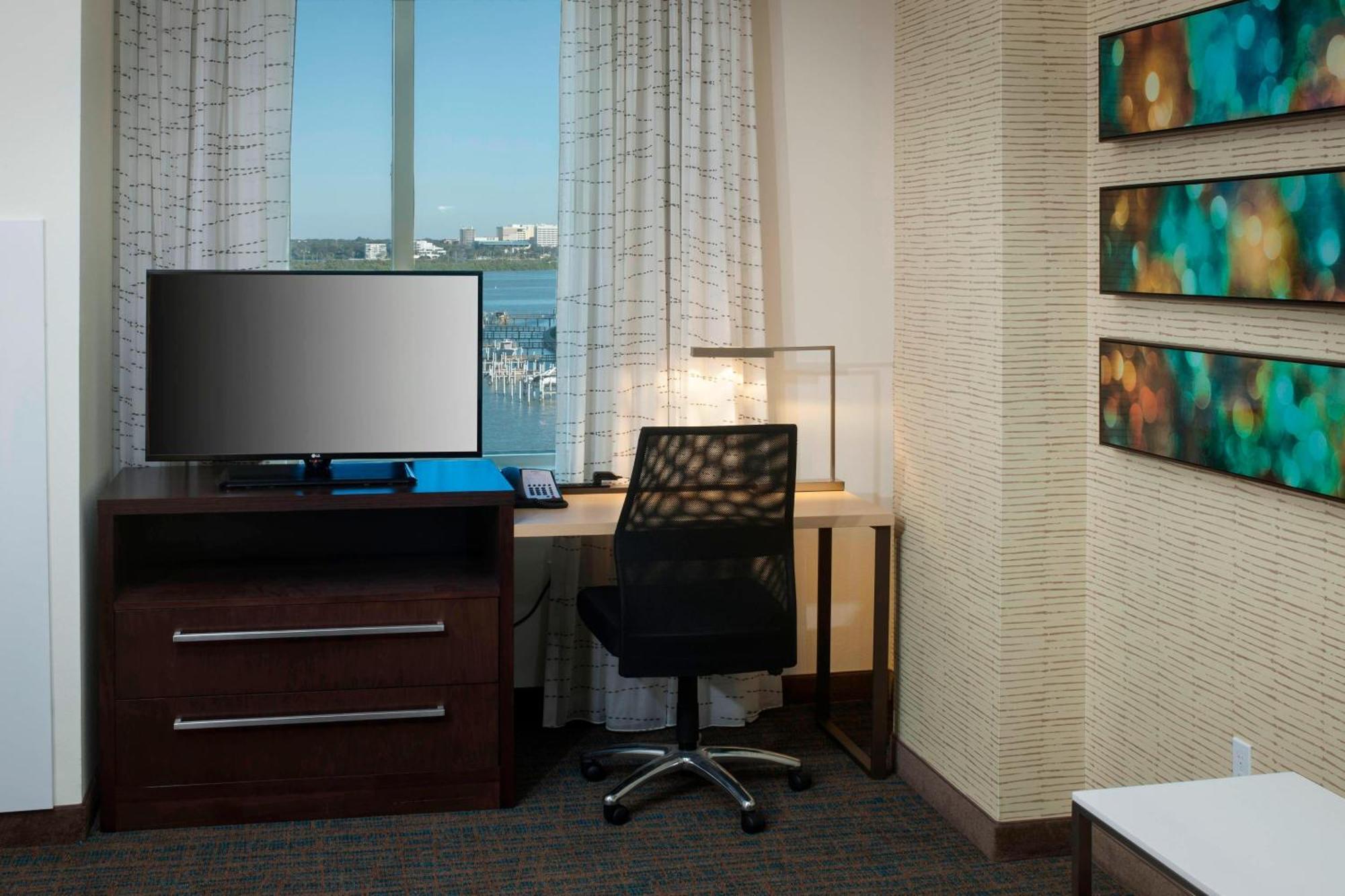Hotel By Marriott Clearwater