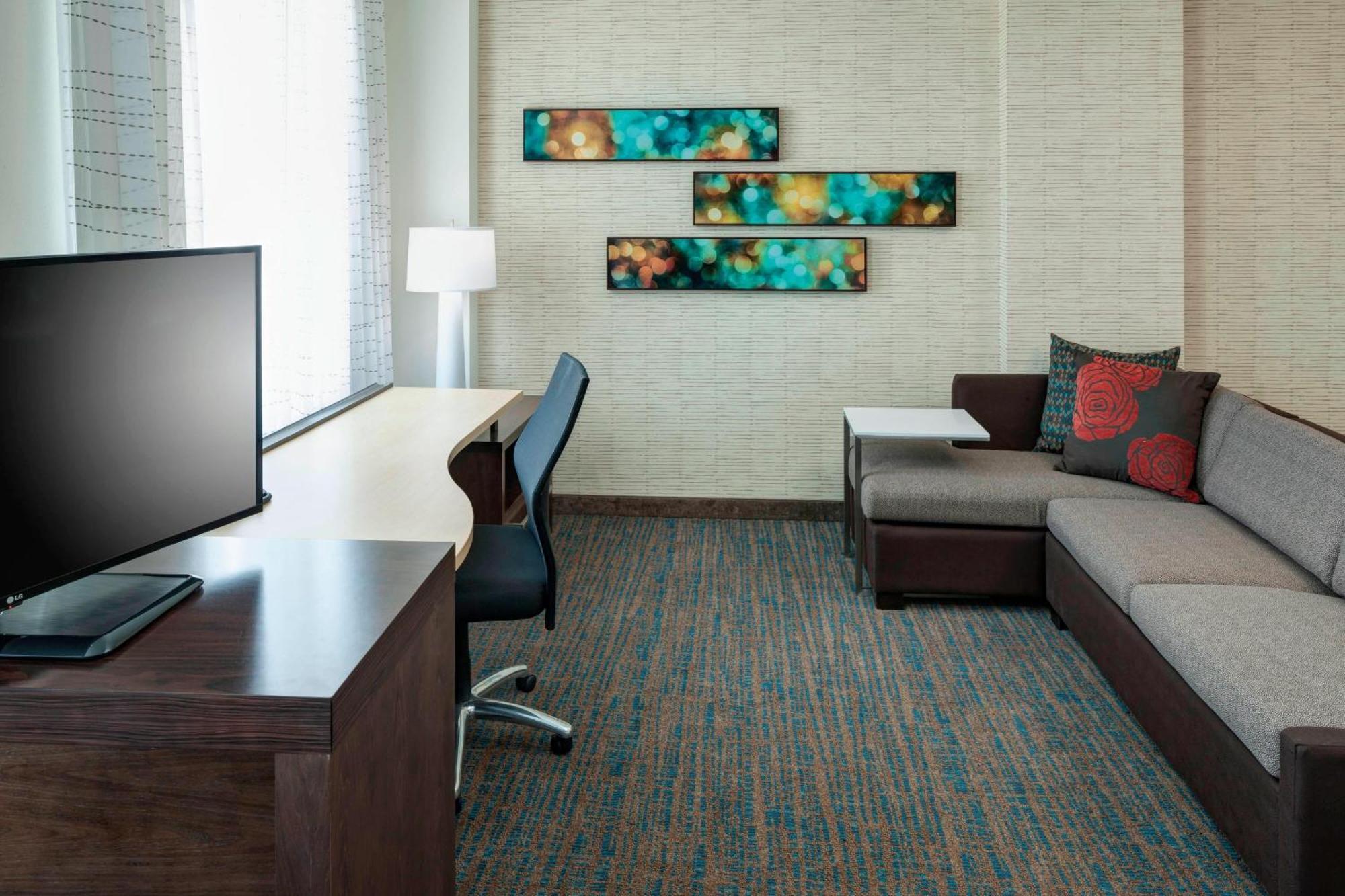 Hotel By Marriott Clearwater