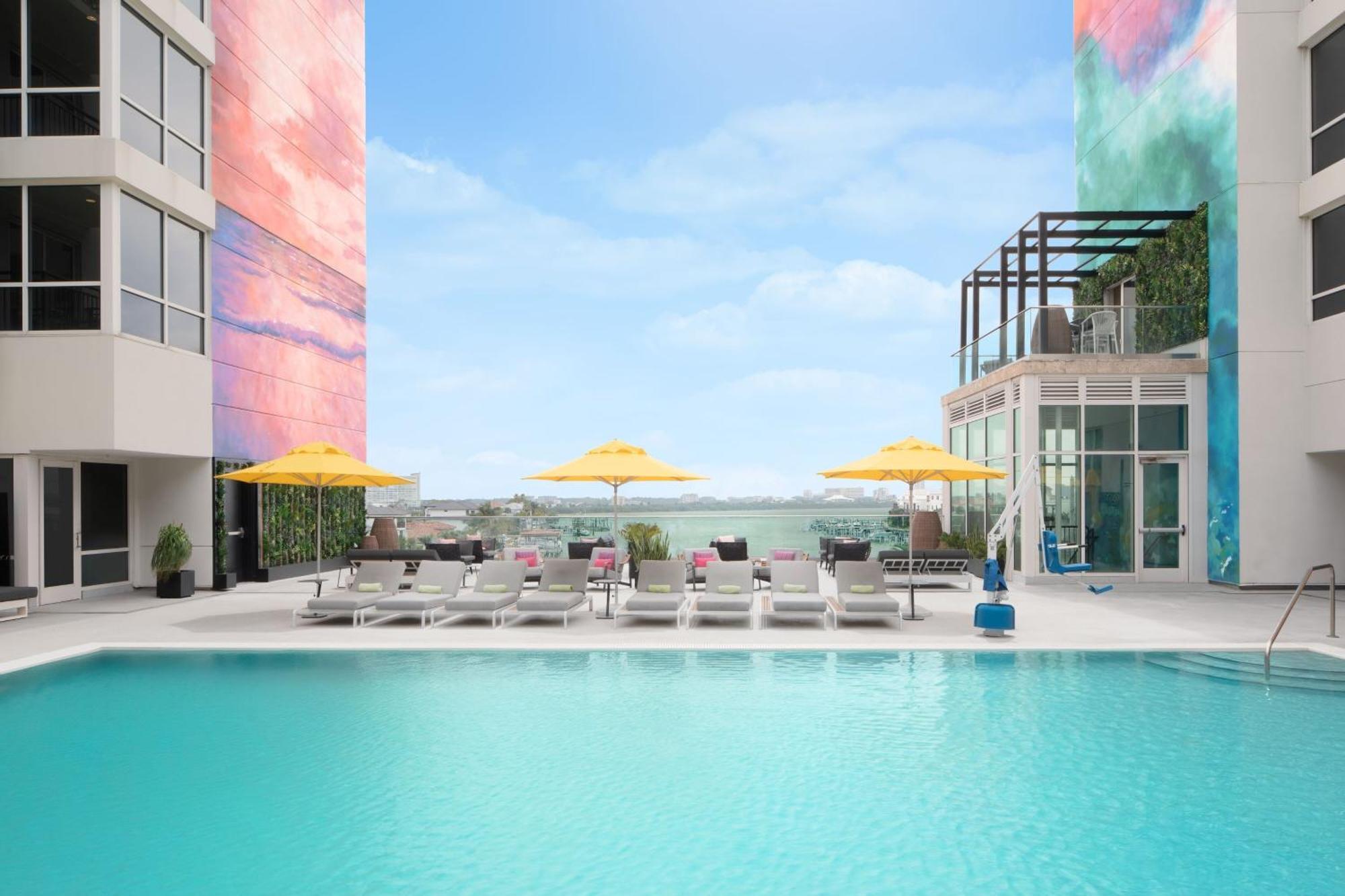 By Marriott Clearwater 3* Clearwater Beach