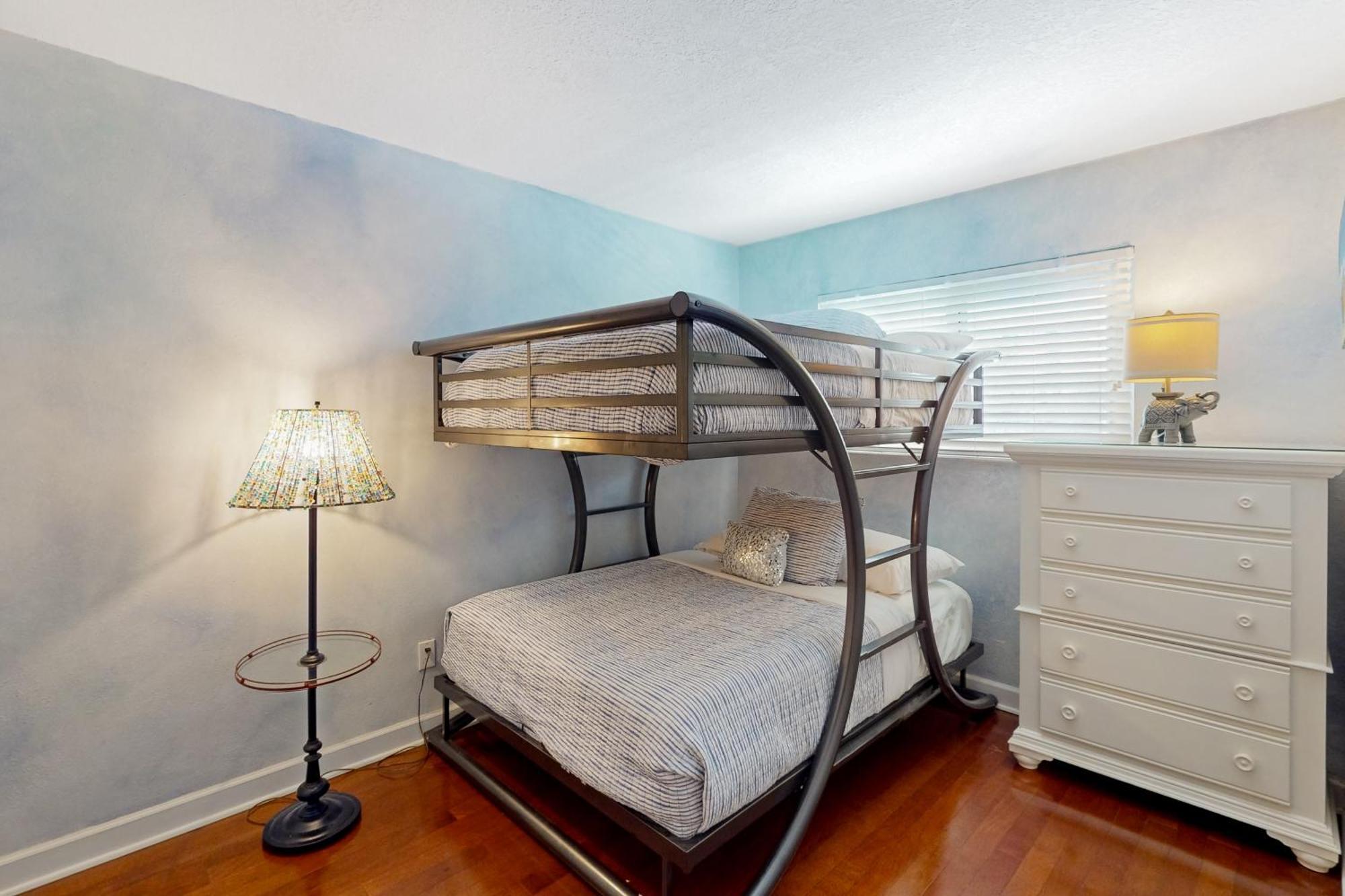 Apartment Dolphin Reef 203