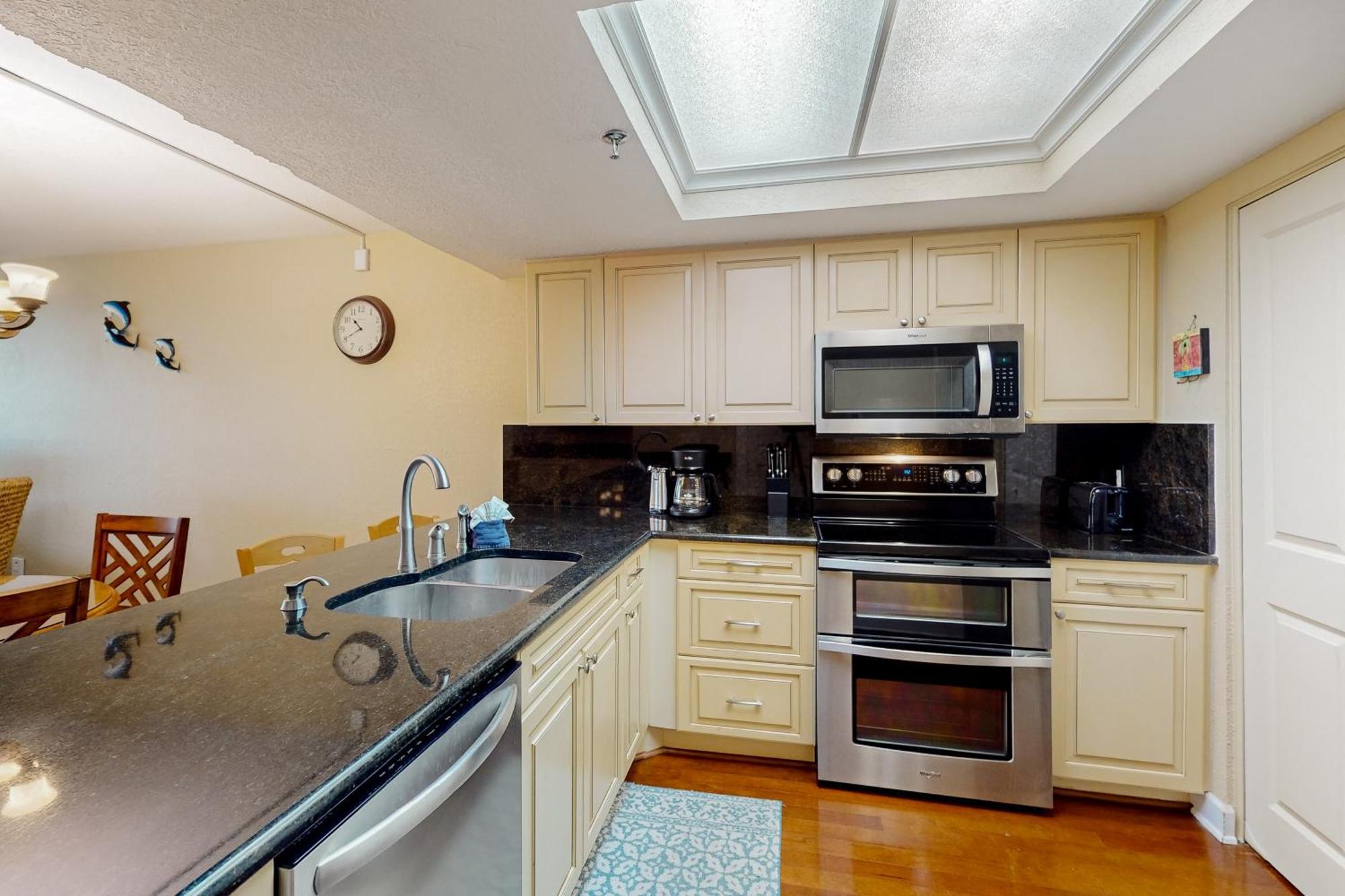 Apartment Dolphin Reef 203 *