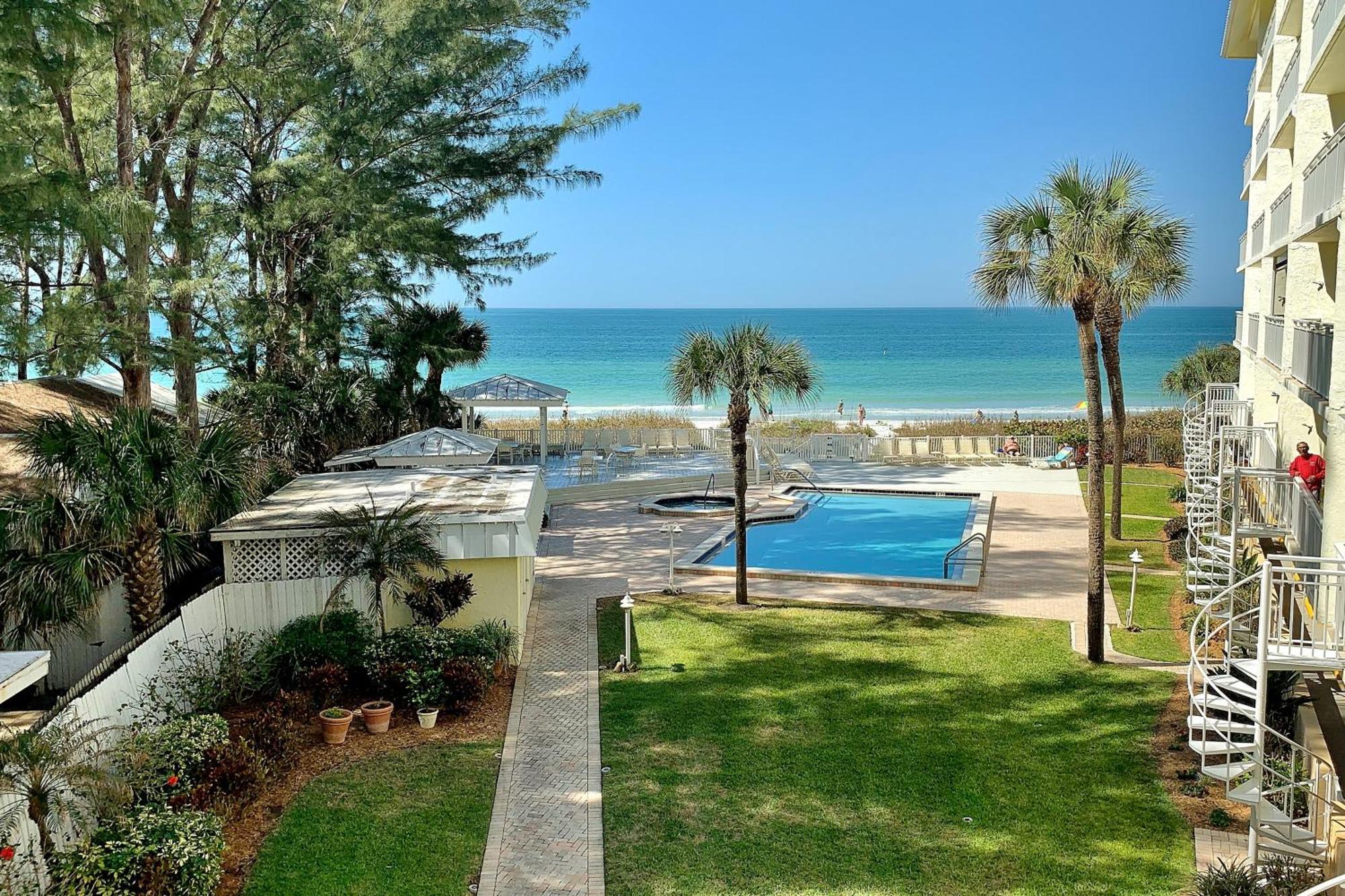 Dolphin Reef 203 Apartment *