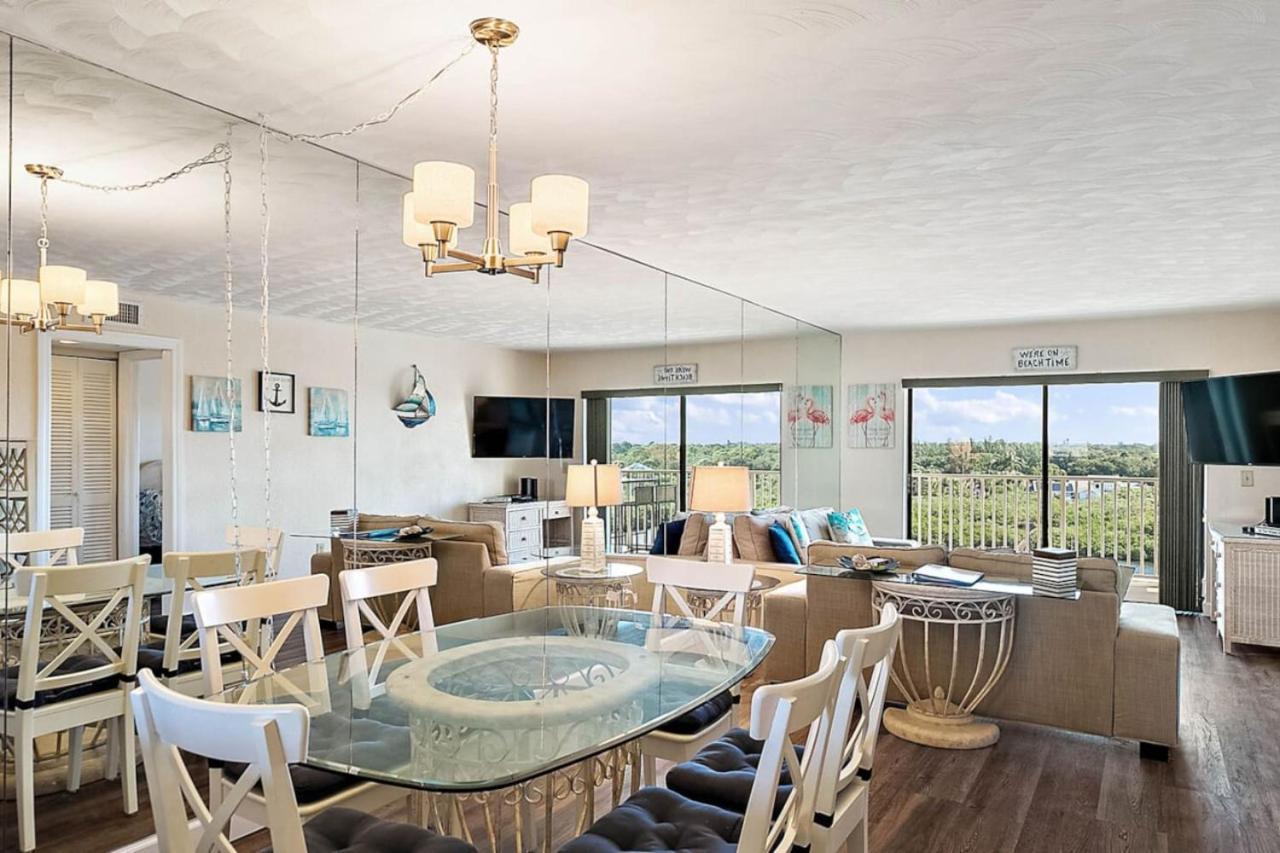 Bayfront Bliss Water View At Bay Shores Holiday home Clearwater Beach