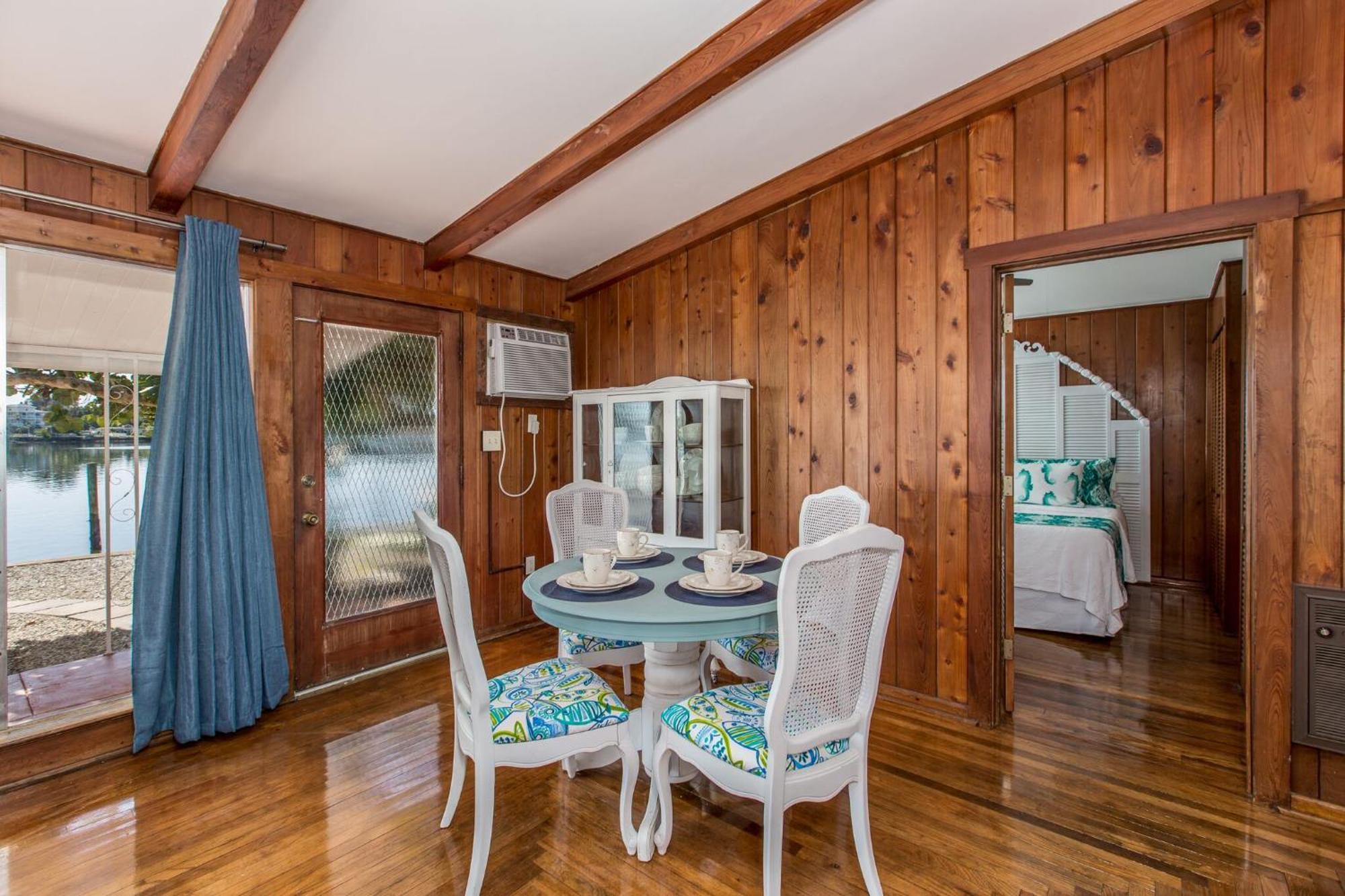 Holiday home Coastal Escape - Indian Rocks *
