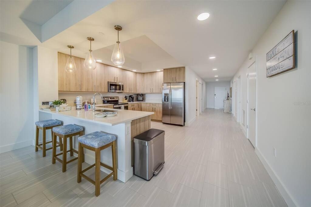 Luxury Waterfront Penthouse With Amenities And Services Clearwater Beach