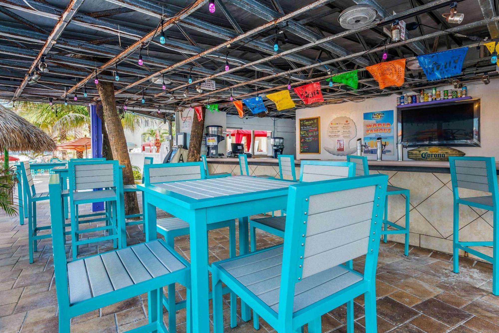 Dolphin Sands Clearwater Beach, Ascend Collection Hotel