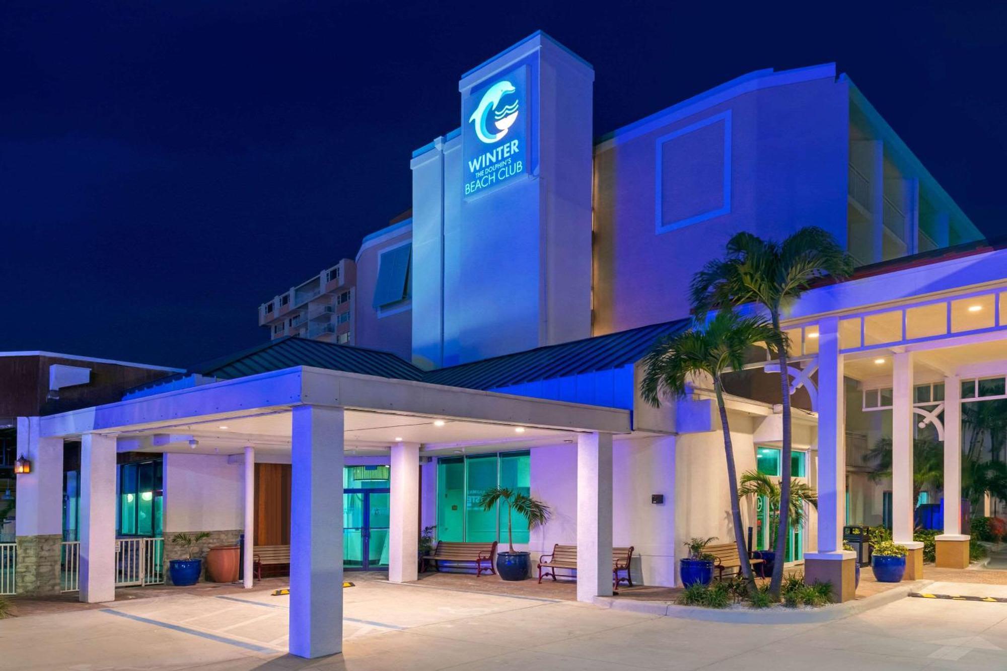 Hotel Dolphin Sands Clearwater Beach, Ascend Collection
