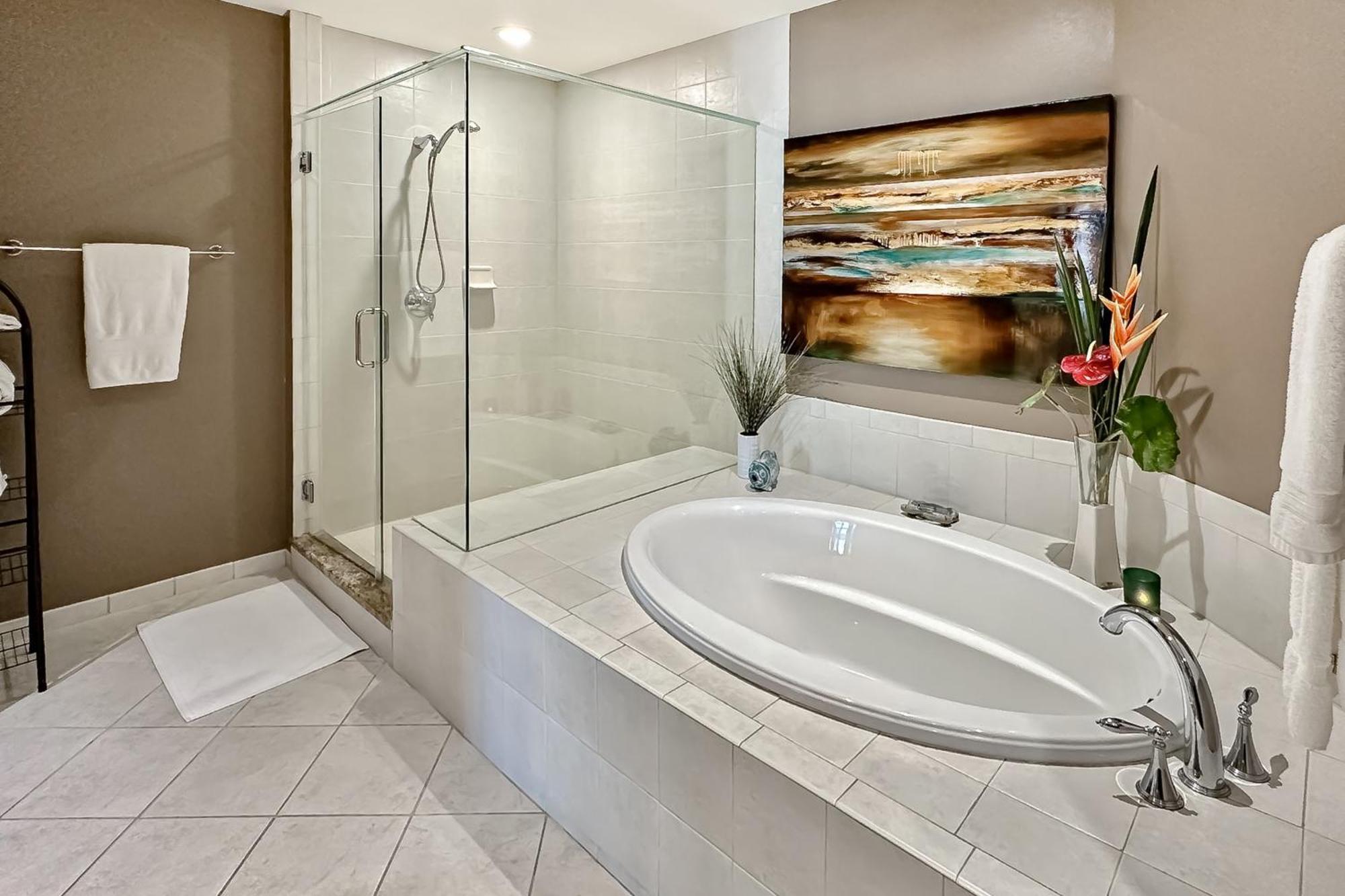 Sandpearl Residences 606 *