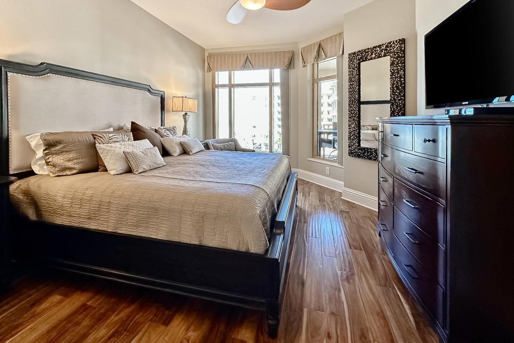 Sandpearl Residences 606 * Clearwater Beach