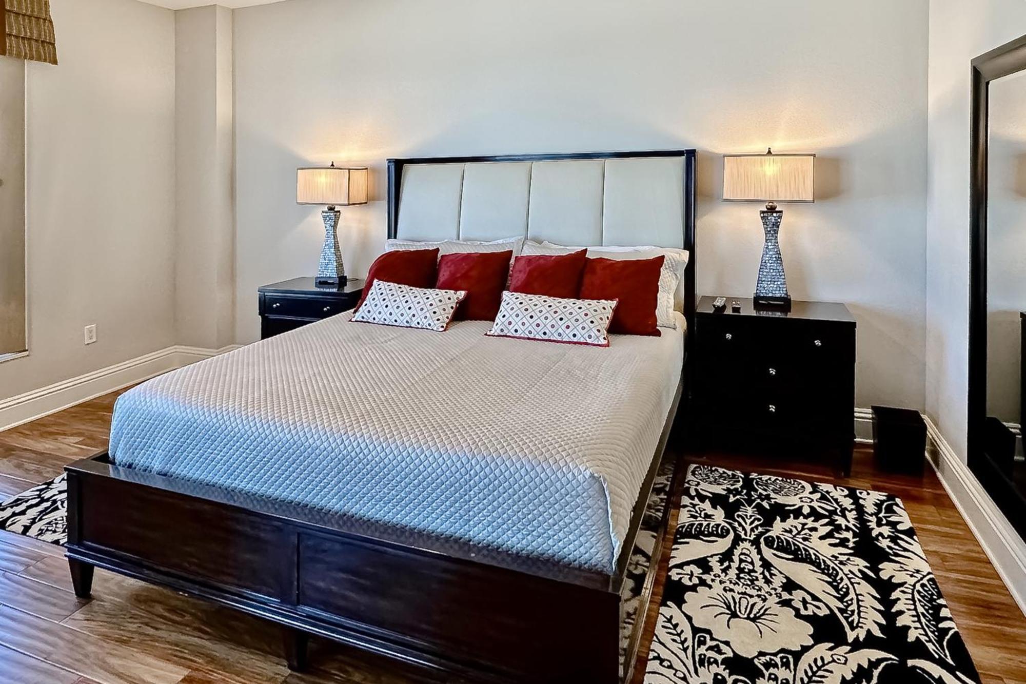 Sandpearl Residences 606