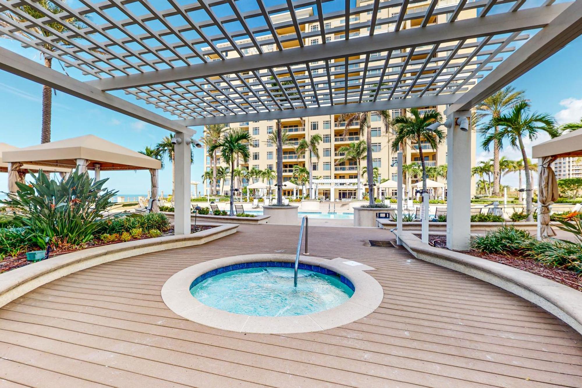 Sandpearl Residences 606 Clearwater Beach