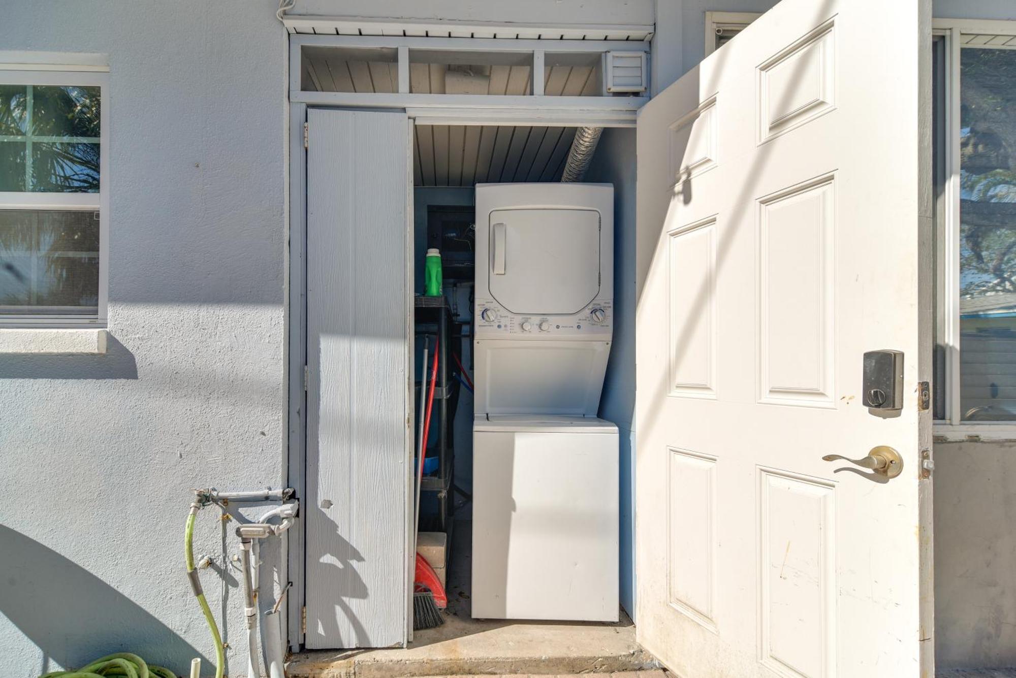 Florida Unit Steps From Indian Rocks Access!