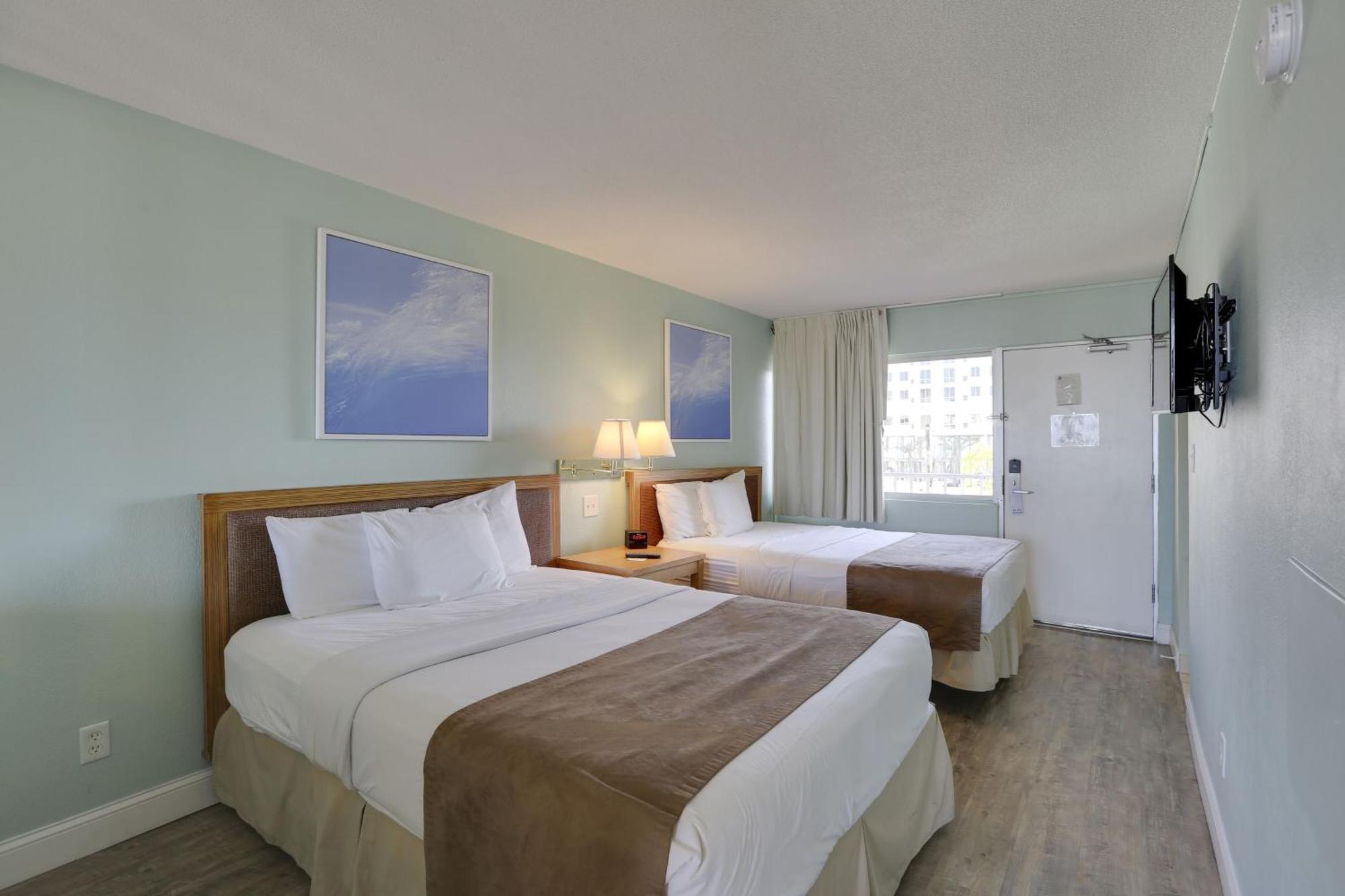 Hotel The Beachview Clearwater 3*