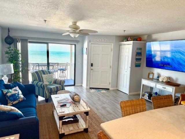 Beachfront Bliss * Clearwater Beach