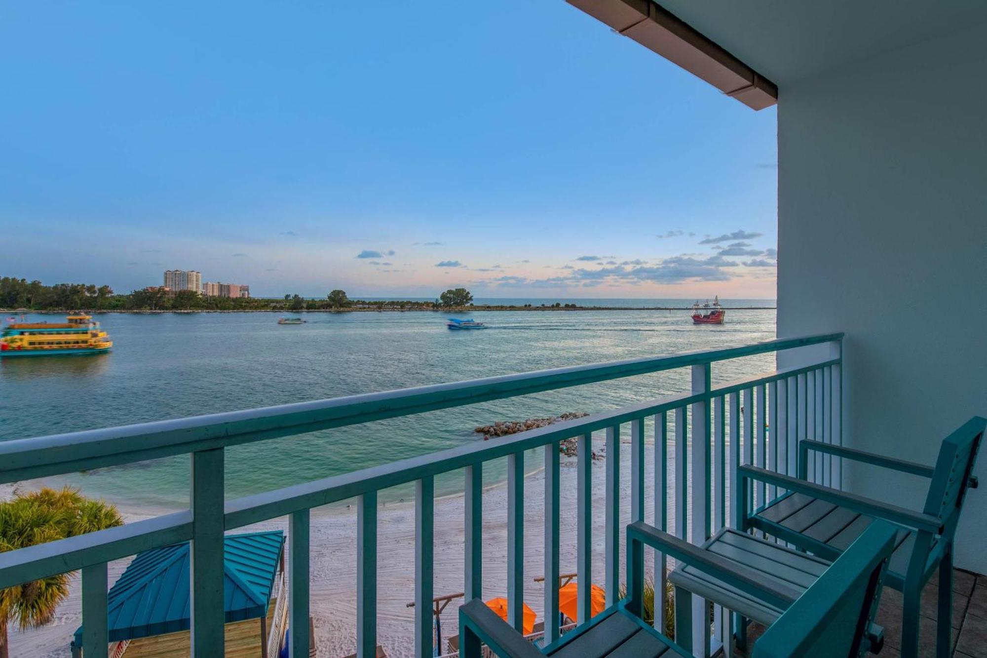 Hotel Dolphin Sands Clearwater Beach, Ascend Collection Clearwater Beach