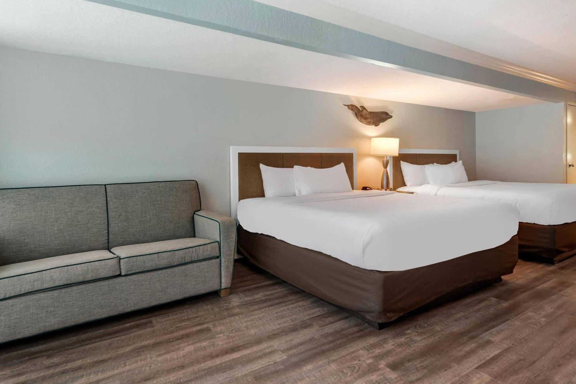 Dolphin Sands Clearwater Beach, Ascend Collection 3*