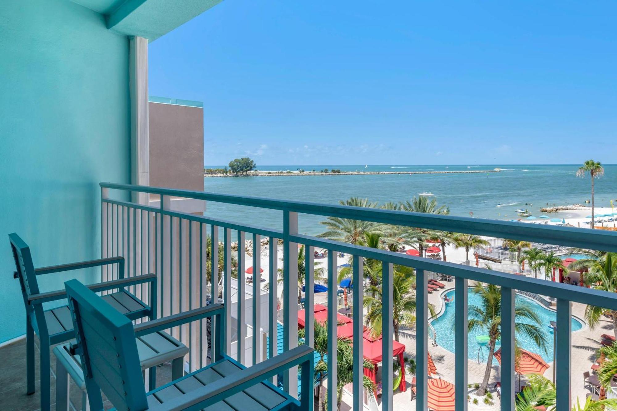 Dolphin Sands Clearwater Beach, Ascend Collection Hotel Clearwater Beach