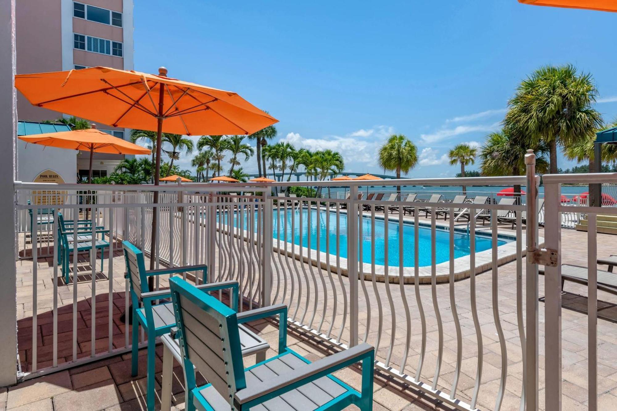Dolphin Sands Clearwater Beach, Ascend Collection 3* Clearwater Beach