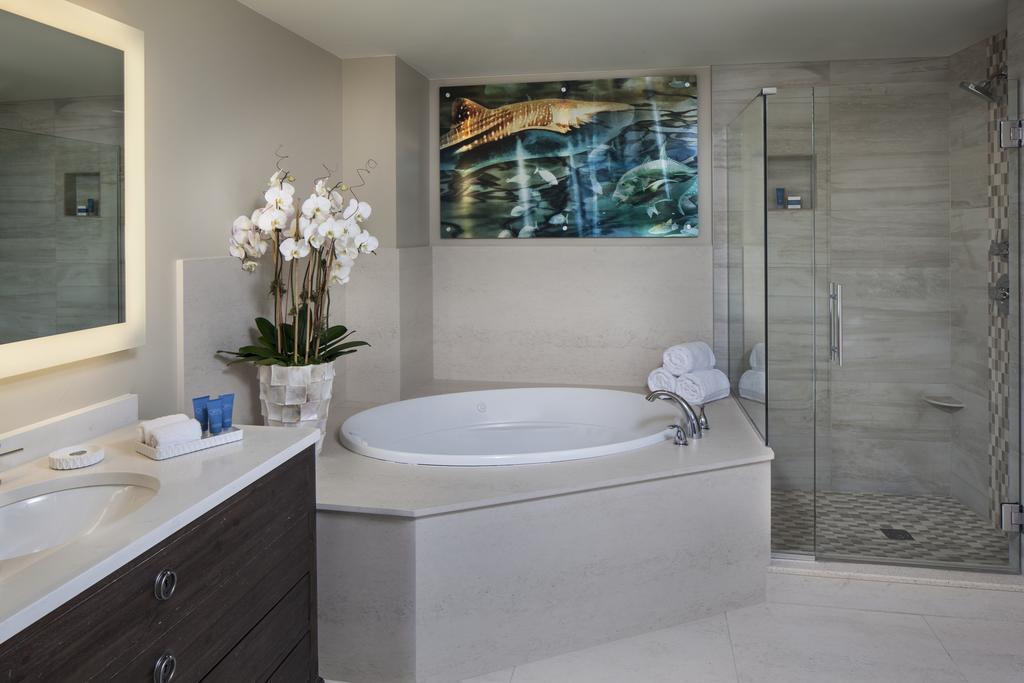 Opal Sands Resort 4*