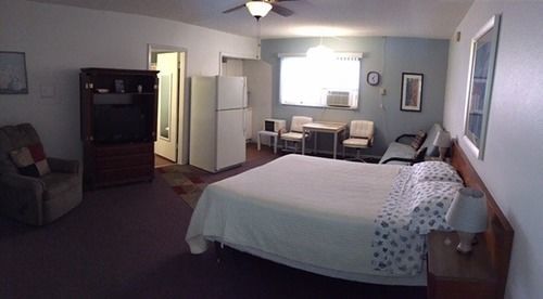 Echo Sails Motel