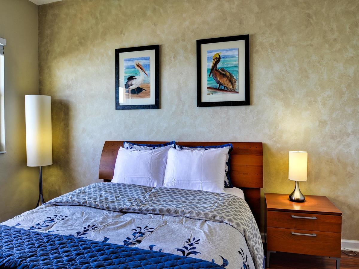 Regatta Club C713 Apartment