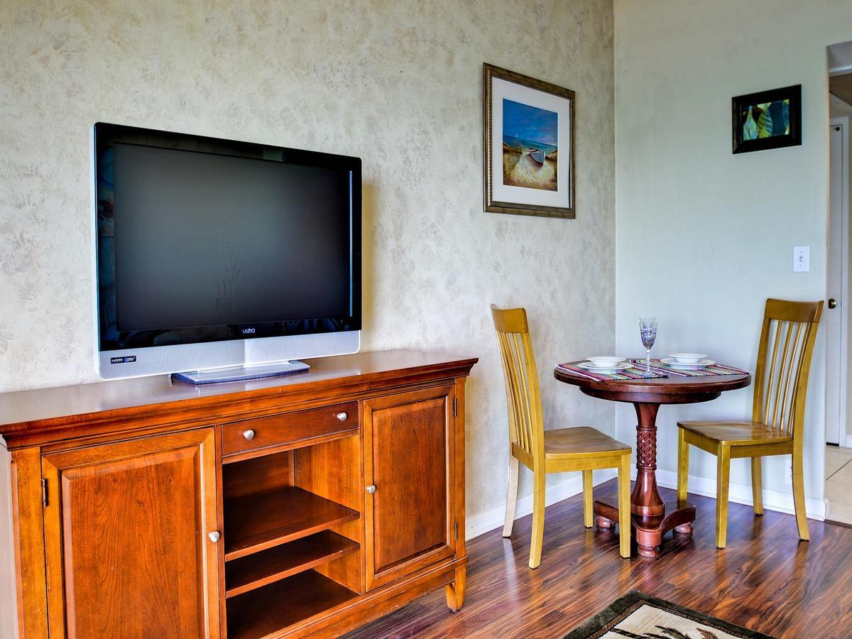 Regatta Club C713 Apartment