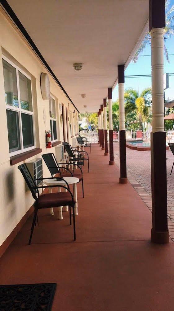 Silver Sands Motel 2*