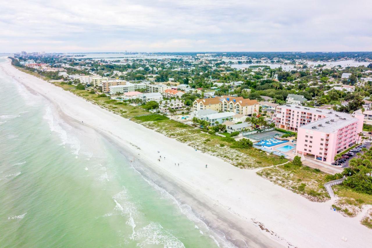 Reef Club 304 Clearwater Beach
