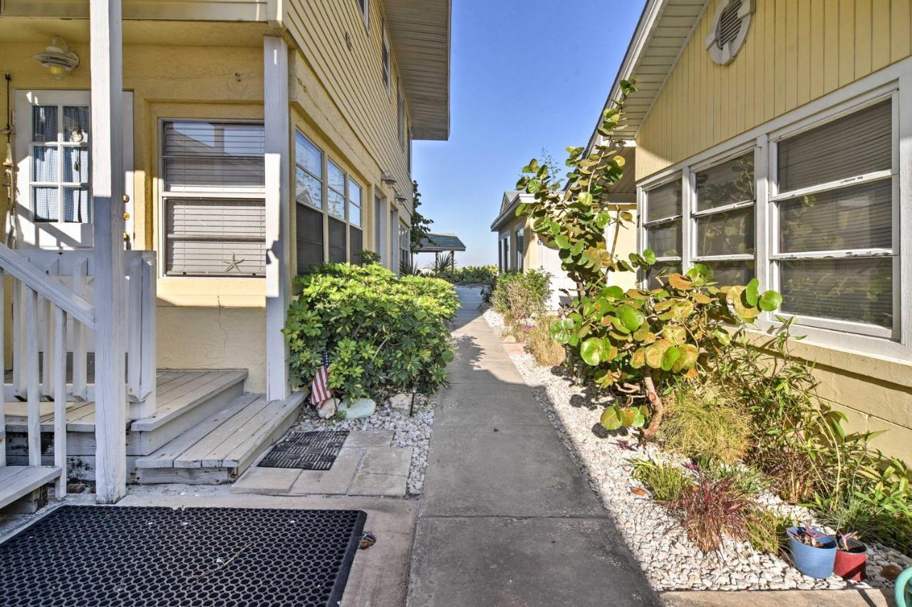 Indian Shores With - Steps To Beach!